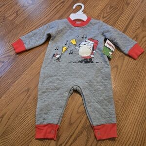 Peanuts Gray Quilted Jumpsuit Snoopy Santa Christmas Red Cotton Footie 3-6M New